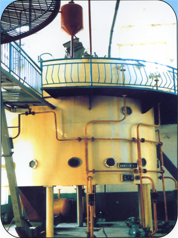 Equipment for solvent extraction